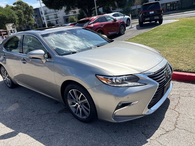 2018 Lexus ES 300h