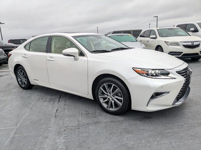 2018 Lexus ES 300h