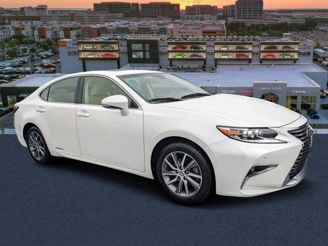 2018 Lexus ES 300h