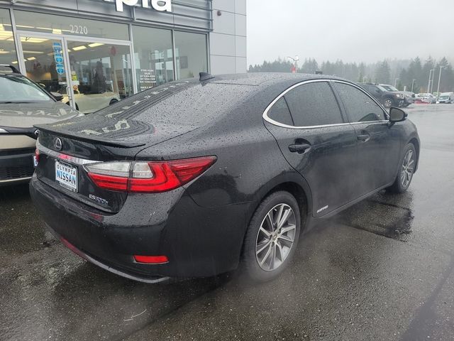 2018 Lexus ES 300h