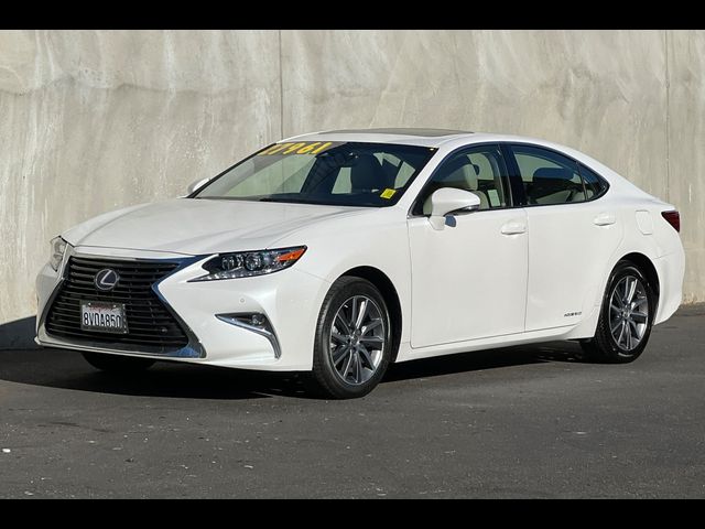 2018 Lexus ES 300h