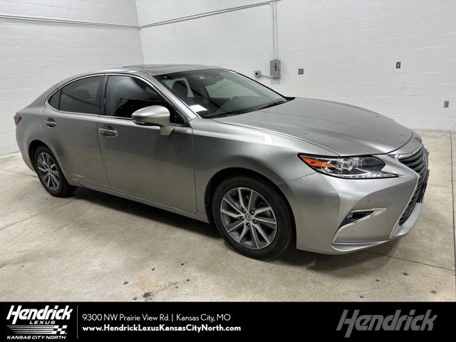 2018 Lexus ES 300h