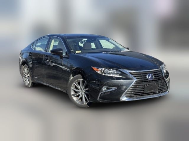 2018 Lexus ES 300h