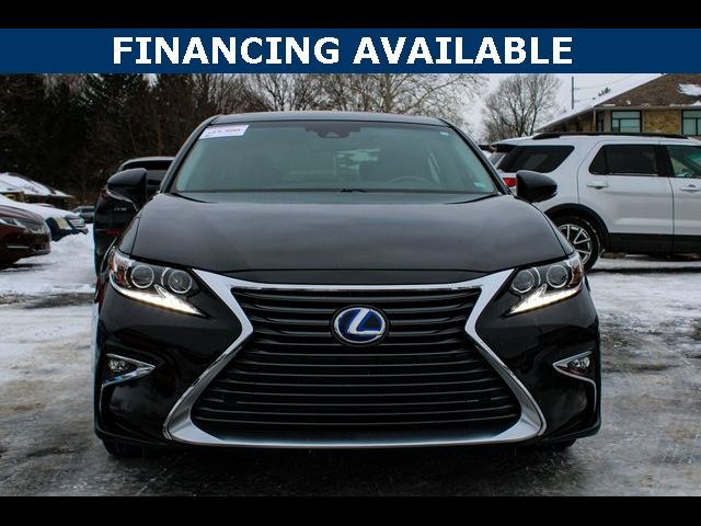 2018 Lexus ES 300h