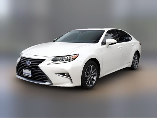 2018 Lexus ES 300h