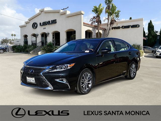 2018 Lexus ES 300h