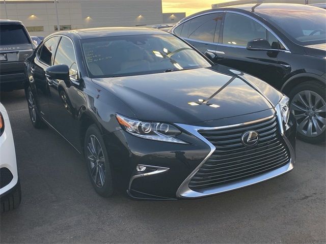 2018 Lexus ES 300h