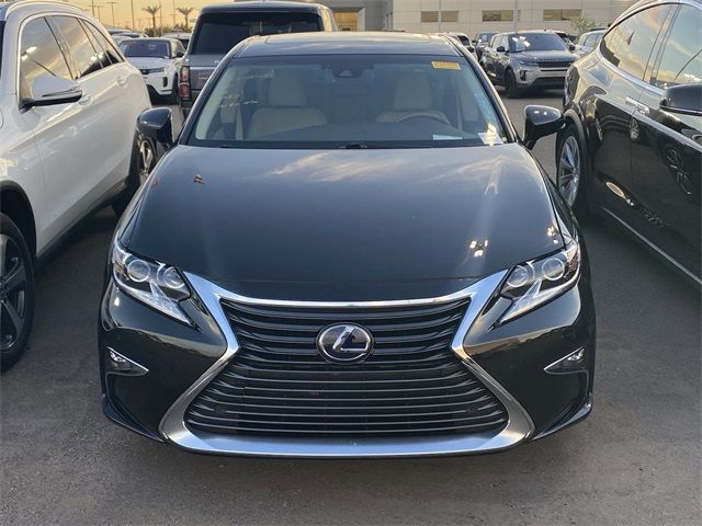 2018 Lexus ES 300h