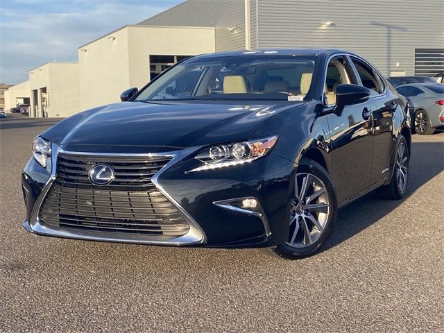 2018 Lexus ES 300h