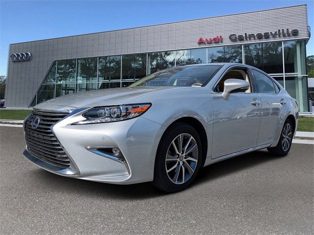 2018 Lexus ES 300h