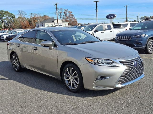 2018 Lexus ES 300h