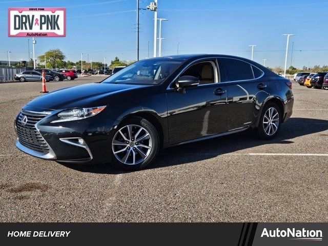 2018 Lexus ES 300h