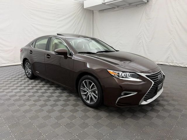 2018 Lexus ES 300h