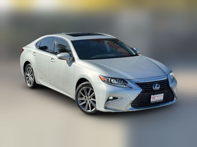 2018 Lexus ES 300h