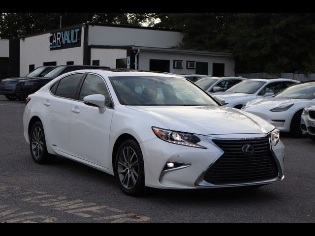 2018 Lexus ES 300h