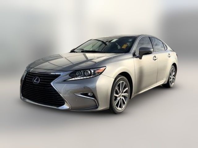 2018 Lexus ES 300h