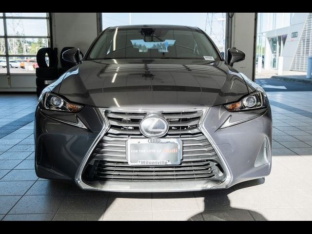2018 Lexus IS 