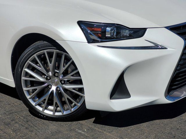 2018 Lexus IS 300