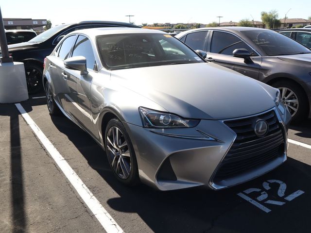 2018 Lexus IS 