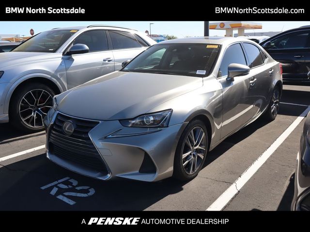 2018 Lexus IS 