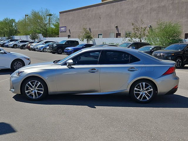 2018 Lexus IS 