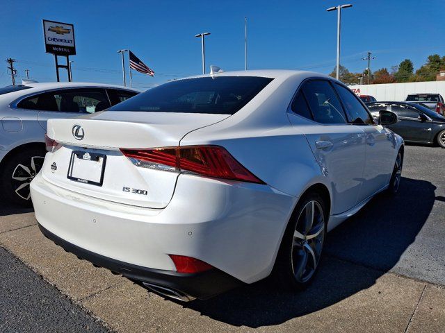 2018 Lexus IS 