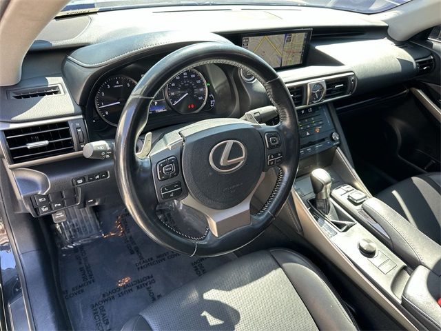 2018 Lexus IS 