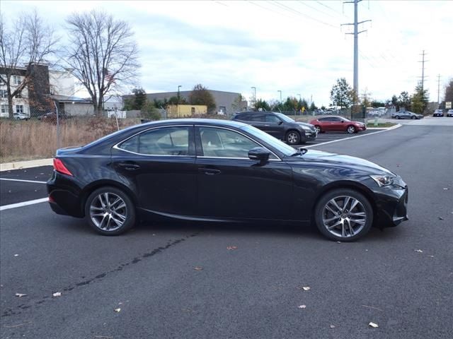 2018 Lexus IS 300