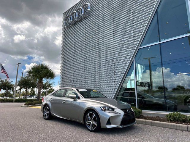 2018 Lexus IS 