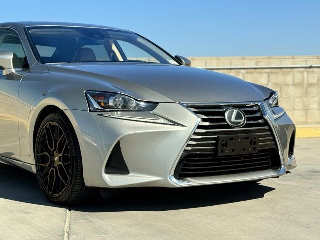 2018 Lexus IS 300