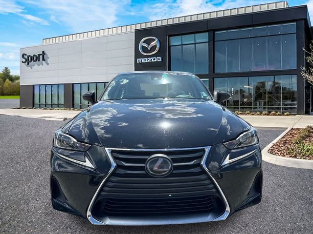 2018 Lexus IS 