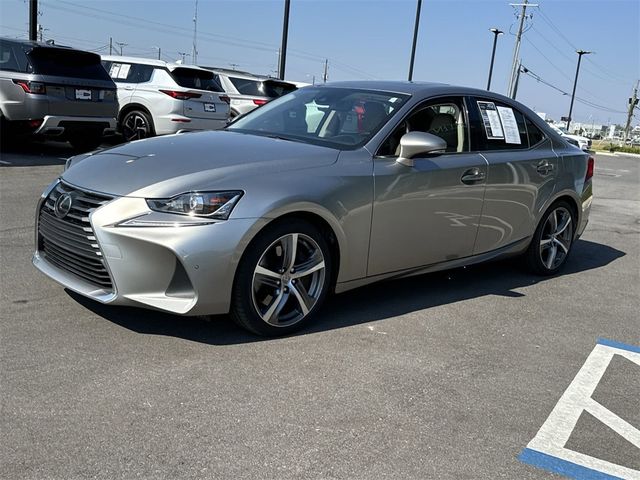 2018 Lexus IS 