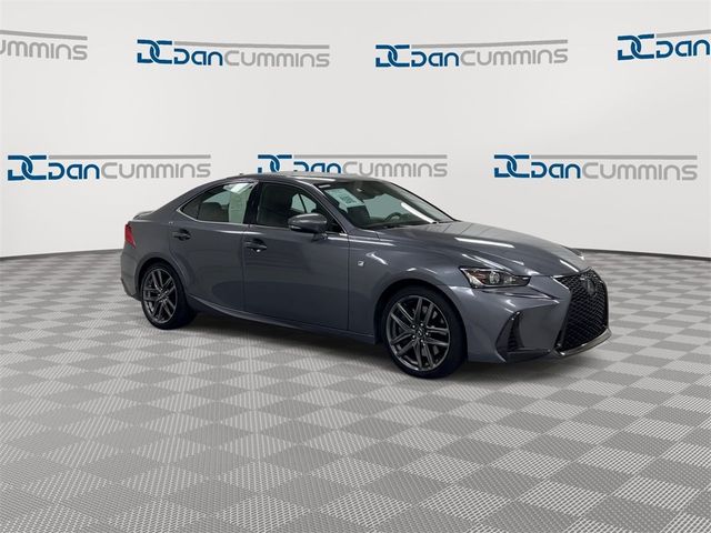 2018 Lexus IS 