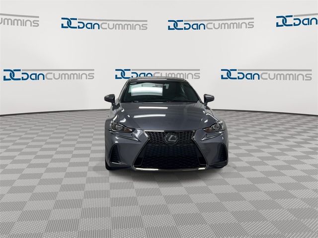 2018 Lexus IS 