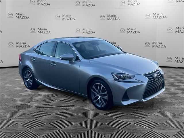 2018 Lexus IS 
