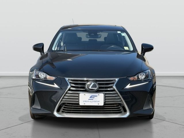 2018 Lexus IS 