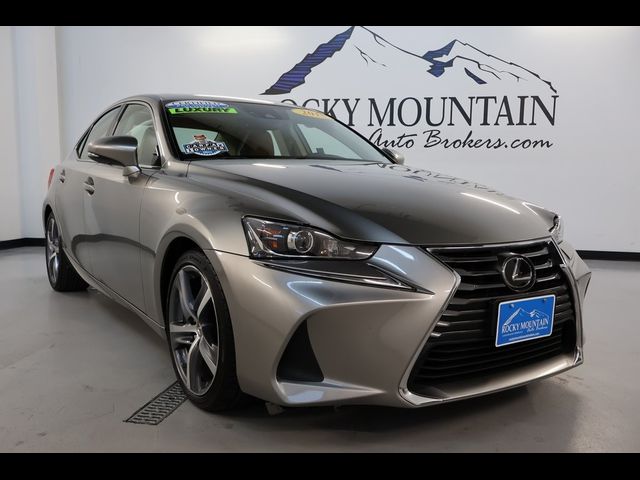 2018 Lexus IS 300