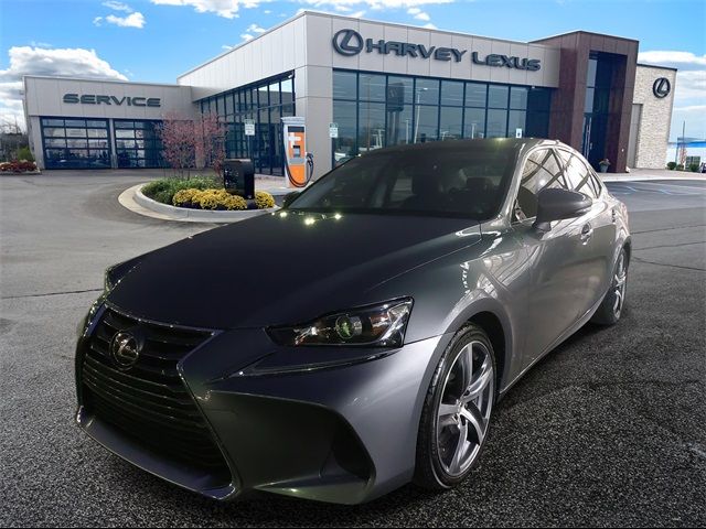 2018 Lexus IS 