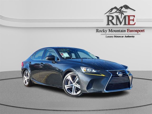 2018 Lexus IS 300