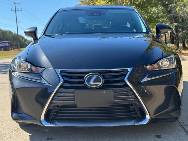 2018 Lexus IS 