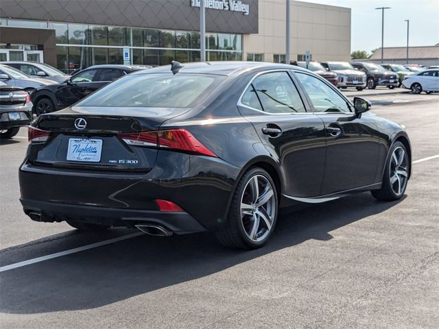 2018 Lexus IS 