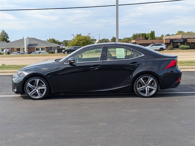 2018 Lexus IS 