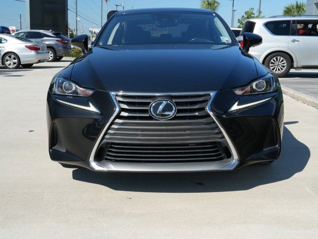 2018 Lexus IS 