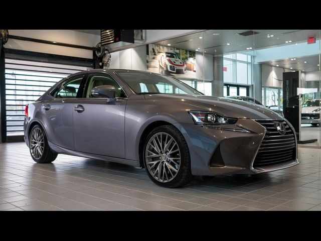 2018 Lexus IS 