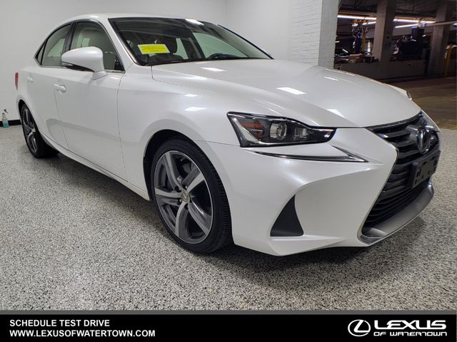 2018 Lexus IS 300