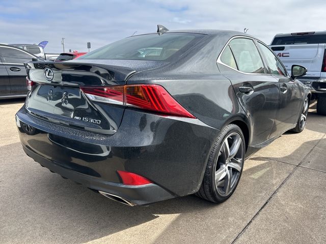 2018 Lexus IS 