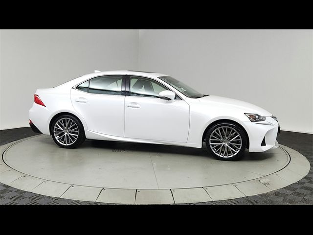 2018 Lexus IS 300