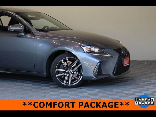 2018 Lexus IS 