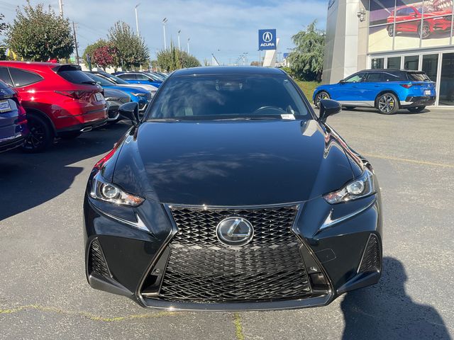 2018 Lexus IS 