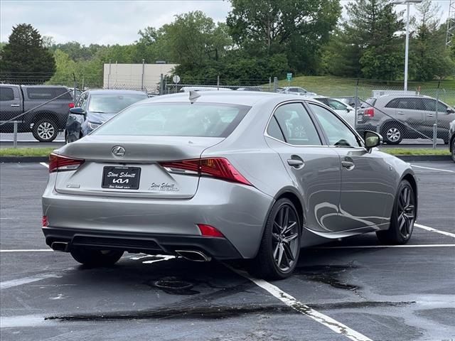2018 Lexus IS 